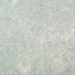 Mẫu đá xanh rêu khò mặt ở trạng thái khô