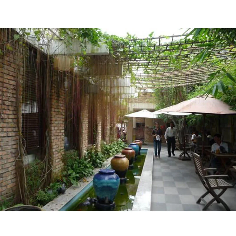 Mẫu Tiểu cảnh chum nước trong nhà hàng