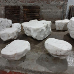 Đá thạch anh trắng nguyên khối làm bàn trà