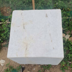 Đá thạch anh trắng nguyên khối vuông