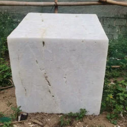 Thạch anh trắng đục (trắng sữa) ứng dụng linh hoạt